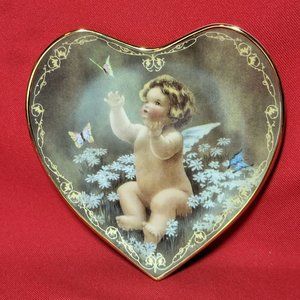 Vintage Bradford Exchange Peaceful Wings Heart Decorative Plate No 246A 1997